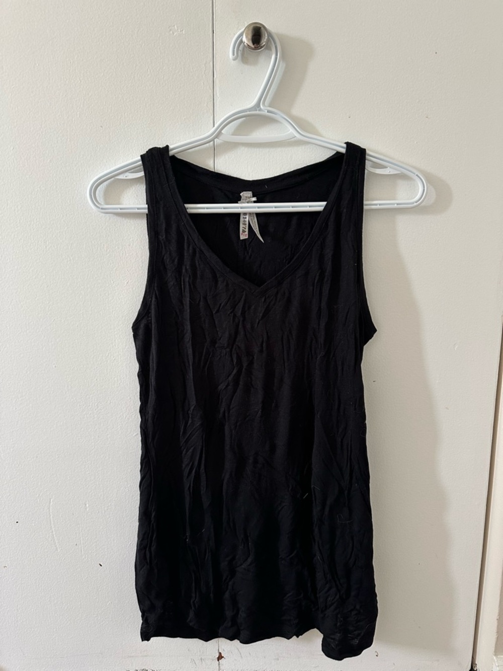 Black V-Neck Sleeveless Tank Top